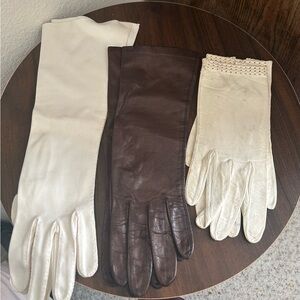 Set of Shalimar and Grandoe vintage ladies gloves!